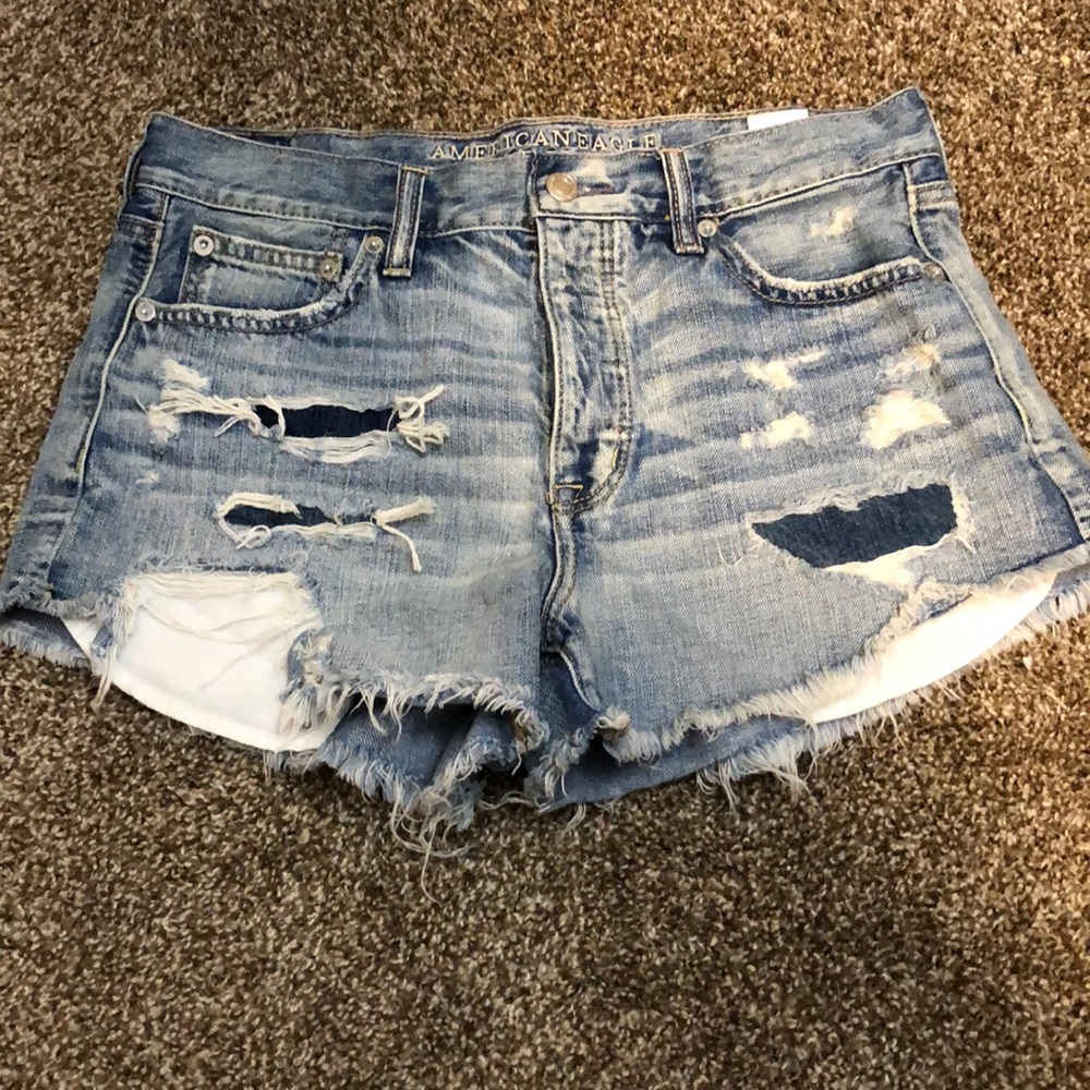 American Eagle Vintage High Rose Festival Shorts